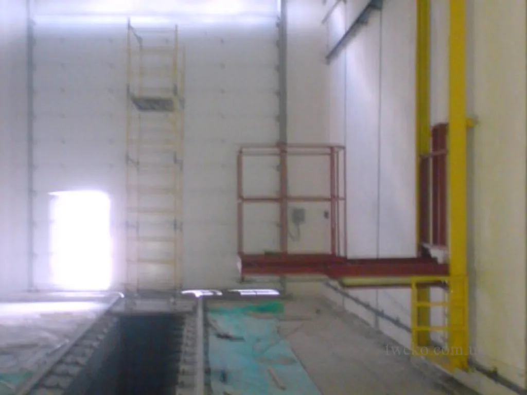 Lifting mechanisms