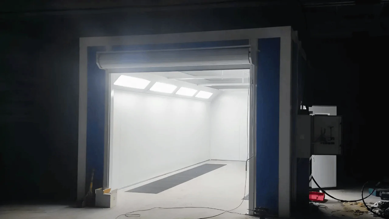 Paint and drying booth for a manufacturer of filter bags and metal structures